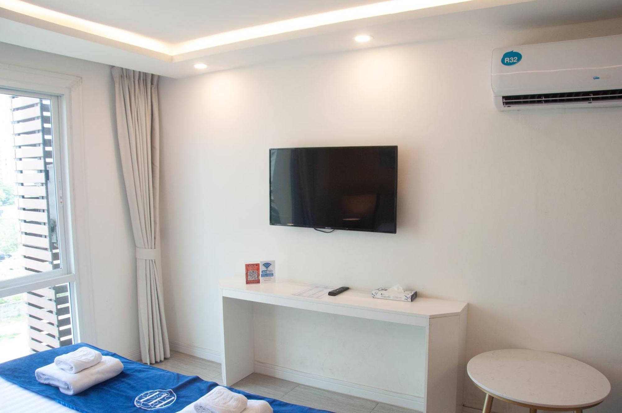 Ht9 Hotel Джомтиен Бийч Екстериор снимка