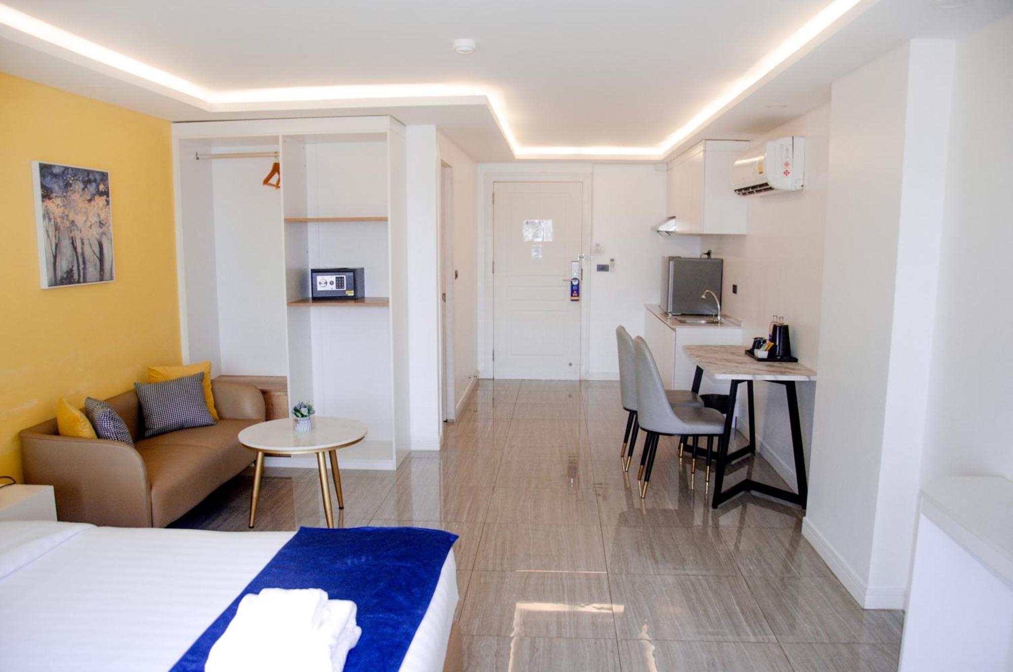 Ht9 Hotel Джомтиен Бийч Екстериор снимка